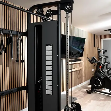 For Students Only - St Mark's Court In