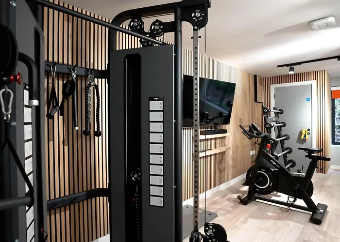 For Students Only - St Mark's Court In